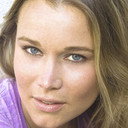 Evy Bjorn als Cindy (as Evy Lutzky)