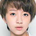 Zhou Yunru als Jing Jing's sister