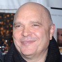 Anthony Minghella als Interviewer