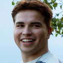 Jonathan Rozendaal als Crewmember / Interviewer