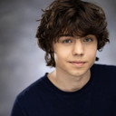 Noah Craig als Young Boy at Dining Hall