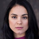 Lara Silva als Eden