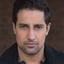 Steve Dhillon als AJ Sharma