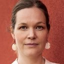 Juuli Niemi als Elokuvateatterin asiakas (uncredited)