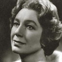 Elza Radziņa als Gertrude