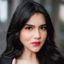 Davina Karamoy als Vero