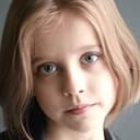 Vitaliya Kornienko als Little Girl