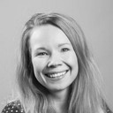 Anna-Riikka Rajanen als Tiina