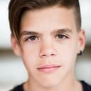 Xavier Dalpé als Membre du club Vinland