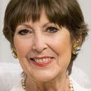 Anita Harris als Nurse Clarke