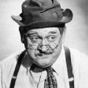 Cliff Arquette als Droopy Beagle