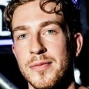 Gavin Matts als Raymond