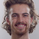 Matéo Bales als Self