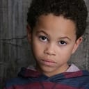 Sage Correa als Frankie Dyson