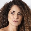 Simona Cavallari als Silvie