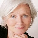 Florence Monge als Granny