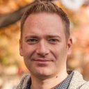 Andrew Eldridge als Chanteur émission karaoké