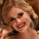 Elena Sopova als Svetlana