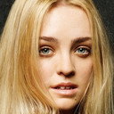 Cleo Massey als Annie