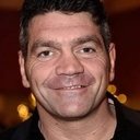 Spencer Wilding als Wooden King