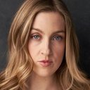Meg Biddle Smith als Cameron