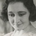 Clara Schwartz als Eva, Hartungs Kone