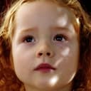 Océane Le Caoussin als Emma