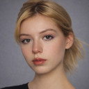 Hania Baeza als Romina