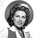 Nora Lou Martin als Work Camp Singer