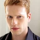 Grant MacDermott als Doctor