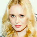 Hannah New als Elizabeth Crookshank