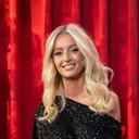 Ugnė Siparė als Host