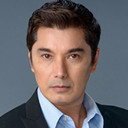 Alberto Martínez als Self