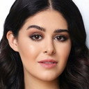 Ariana Molkara als Darby