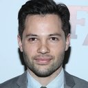 Jason Tam als Himself