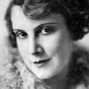 Helga Molander als Ursula Herdor