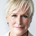 Glenn Close als Maggie