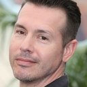 Jon Seda als Brandon 'Blue' Monroe