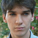 Luca Castellano als Lukas