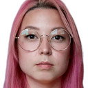 Shelby Chikazawa als Self - SOSA Social Media Lead