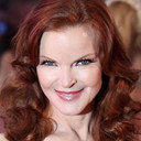 Marcia Cross als Ruth Fielding