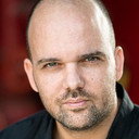 Xavier Fernández als Detective