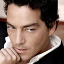 Rodrigo Menezes als António Vale