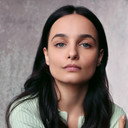 Ruxandra Porojnicu als Yelena