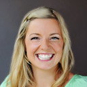Damaris Phillips als Herself