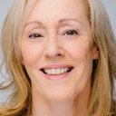 Ger Ryan als Mary Carroll