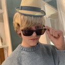 Trygg Johnson als Mr. Thompson/Math Bear/Andy Warhol/Cousin Warhol/Cop/Assistant
