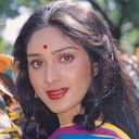 Meenakshi Sheshadri als Mangala