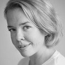 Ragne Grande als Amy Lange
