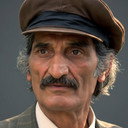 Hakkı Karadayı als Veysel Efendi